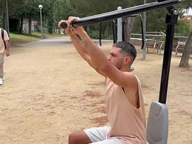 Me cojo a pelo al putito que levanté en el parque y le dejo wheezles leche adentro asian bollywood gay sex videos