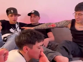 PUTARIA ENTRE BRASILEIRO E ARGENTINOS. - FREE asian gay college sex videos