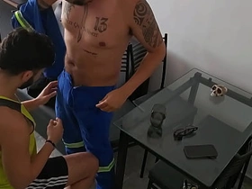 TECNICO VEIO OLHAR MINHA INTERNET E ME SOCOU O CABO. hot sexy asian gay intercourse videos