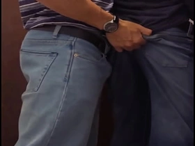 termina la despedida de solteros y el novio me folla pasado de copas one of a pair asian uncle gay sex videos