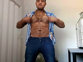 YURI GAÚCHO - BRAZILIAN BEAR FUCKING A catch COCK - HANDJOB AND BIG CUMLOAD FOR YOU - BRAZILIAN BIG COCK CUMMING sex videos in asian china gay