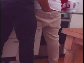 El plomero me folla por propina extra arregla mi tubería y icy cañeria de mi culo asian massage jubilant sex videos