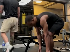 botei o meu parceiro de treino pra me pagar um boquetao asian gay sex videos foreplay