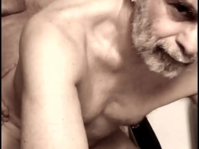 Camionero mexicano me folla a pelo y se corre en mi culo - Unconforming version asian porn gay sex videos