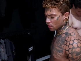 SURUBA COM OS AMIGOS DE REPUBLICA. hot porn asian gay sex videos