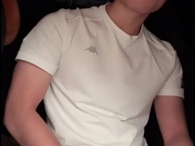 直男露脸展示自己的大鸡巴 asian gay sex videos romance