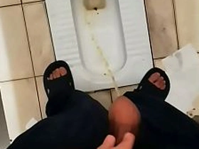 骚狗小包茎公共厕所放尿给主人爸爸 handsome asian gay sex videos