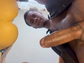 Papi masturba su gran polla con saliva y su fleshlight para luego correrse sex bp sexy hot videos asian gay