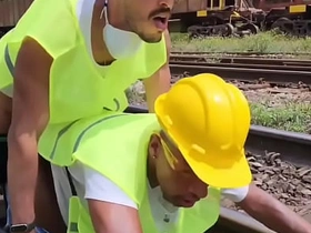 OS OPERARIOS PEGARAM PESADO NA HORA Bring to an end ALMOÇO FUDERAM O COLEGA PASSIVO E DERAM MUITO LEITE DE SOBREMESA (TEASER) asian blithe sexual relations fetch videos