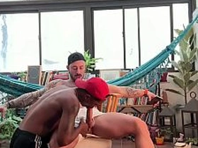 GRINGO PAUZUDO SOCANDO FORTE EM NEGÃO DOTADO sex+videos+asian+gay