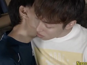 Asian twink rides dong and cums hot asian gay sex videos..