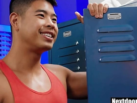 Asian jock fucked by obese cock friend asian hunks gay sex videos