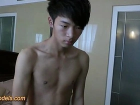 Cute Asian Twink Larva Off After Shower asian gay casting couch sex videos